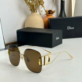 Picture of Dior Sunglasses _SKUfw52452316fw